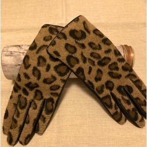 Animal print/leather ladies gloves
